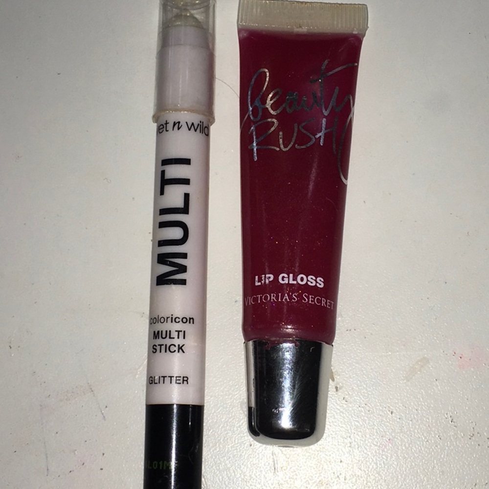 Victoria's Secret Beauty Rush Lip Gloss - Red